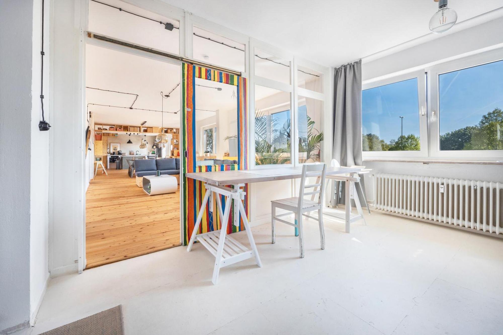 Gemuetliches Film-loft-atelier Apartment