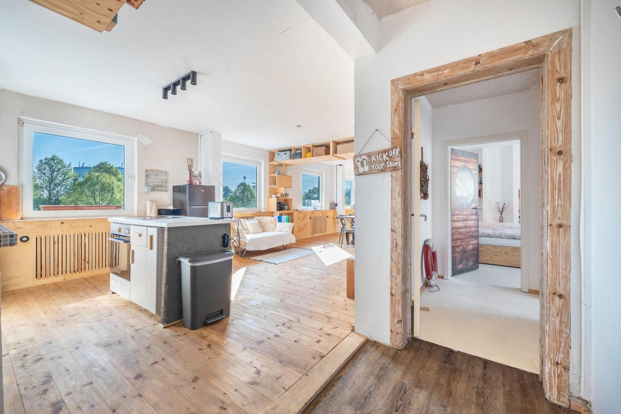 Apartment Gemuetliches Film-loft-atelier *